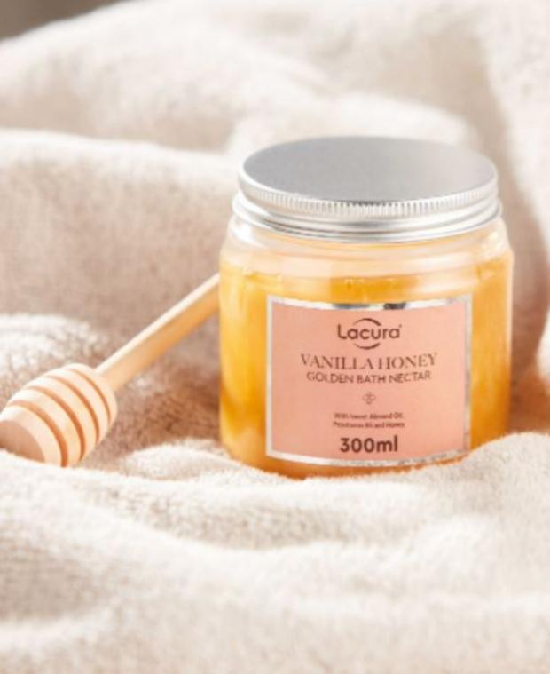 Ilkley Gazette: Lacura Vanilla Honey Bath (Aldi)